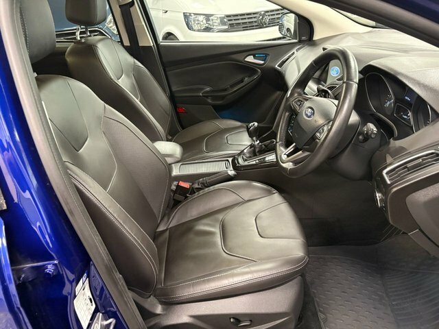 Ford Focus 1.5 Tdci Titanium X Estate Euro Blue #5