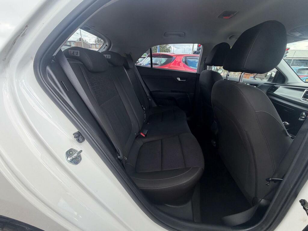 Kia RIO 1.4 Crdi 2 White #20