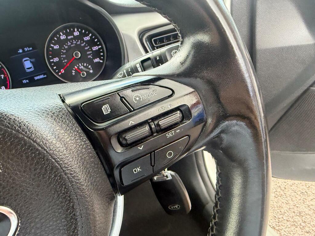 Kia RIO 1.4 Crdi 2 White #29
