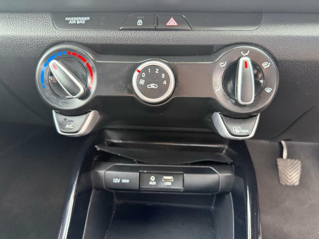Kia RIO 1.4 Crdi 2 White #37