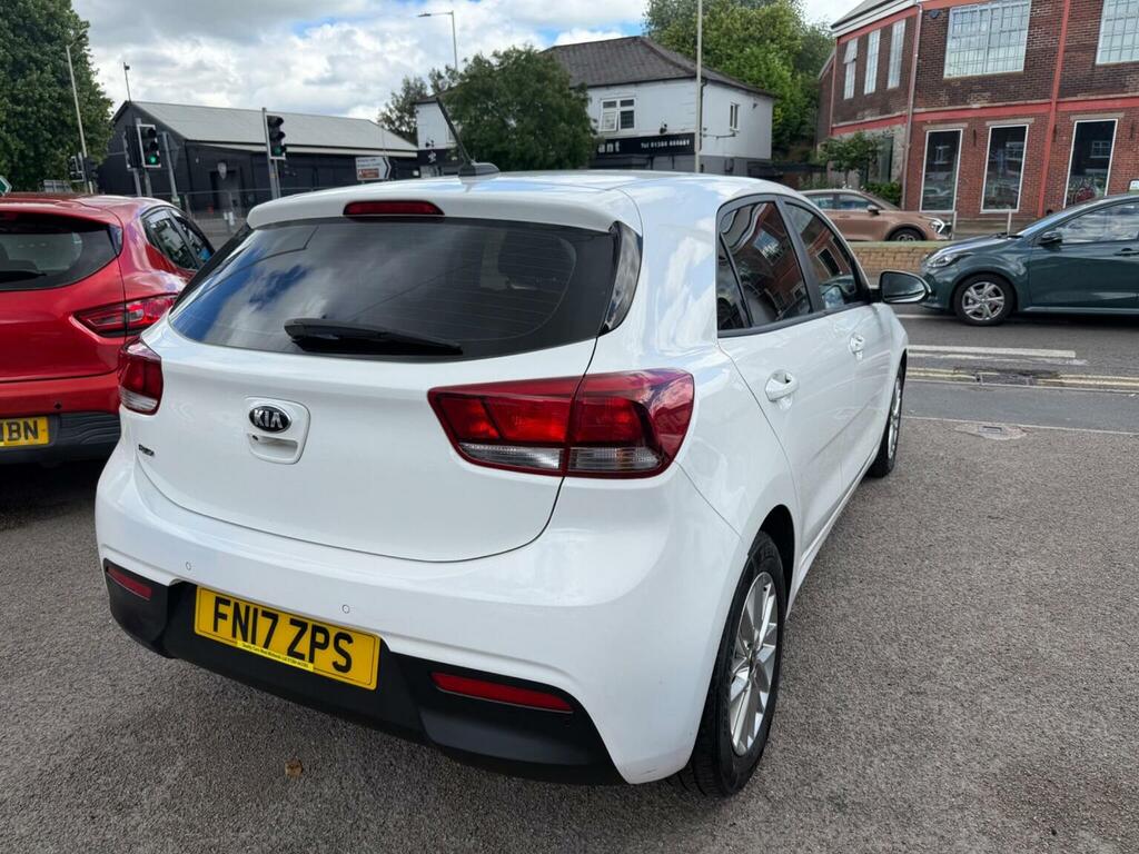 Kia RIO Hatchback 1.25 2 Euro 6 Ss 201717 White #5