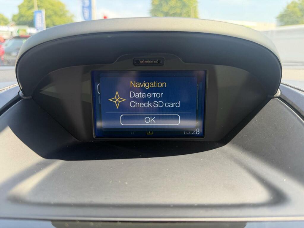 Ford B-Max 1.4 Zetec Navigator Mpv Euro 6 Silver #26