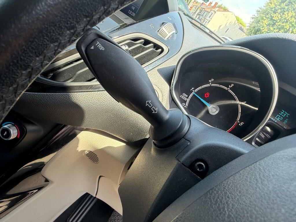 Ford B-Max 1.4 Zetec Navigator Mpv Euro 6 Silver #29