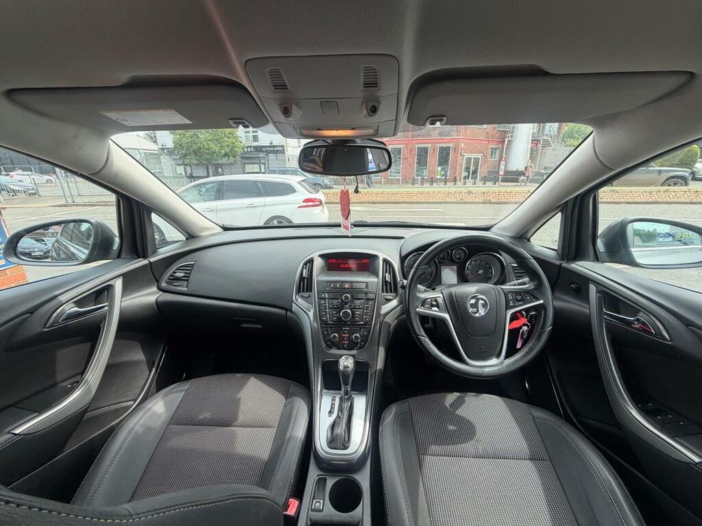 Vauxhall Astra Hatchback 2.0 Cdti Elite Euro 5 201212 Silver #19
