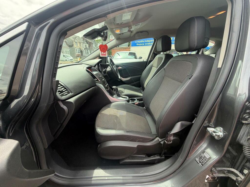 Vauxhall Astra Hatchback 2.0 Cdti Elite Euro 5 201212 Silver #11