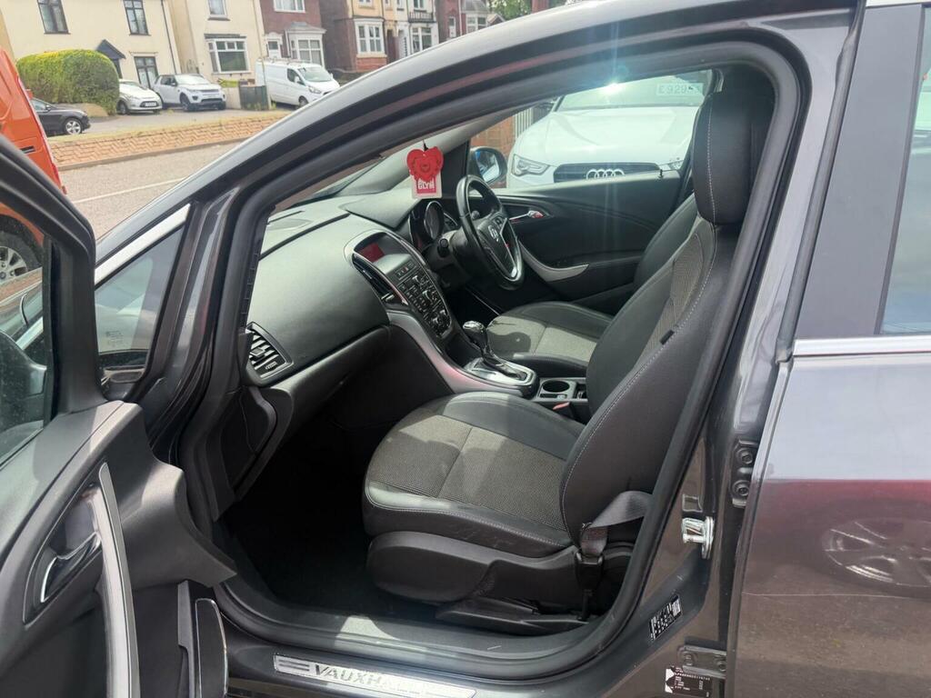 Vauxhall Astra Hatchback 2.0 Cdti Elite Euro 5 201212 Silver #12