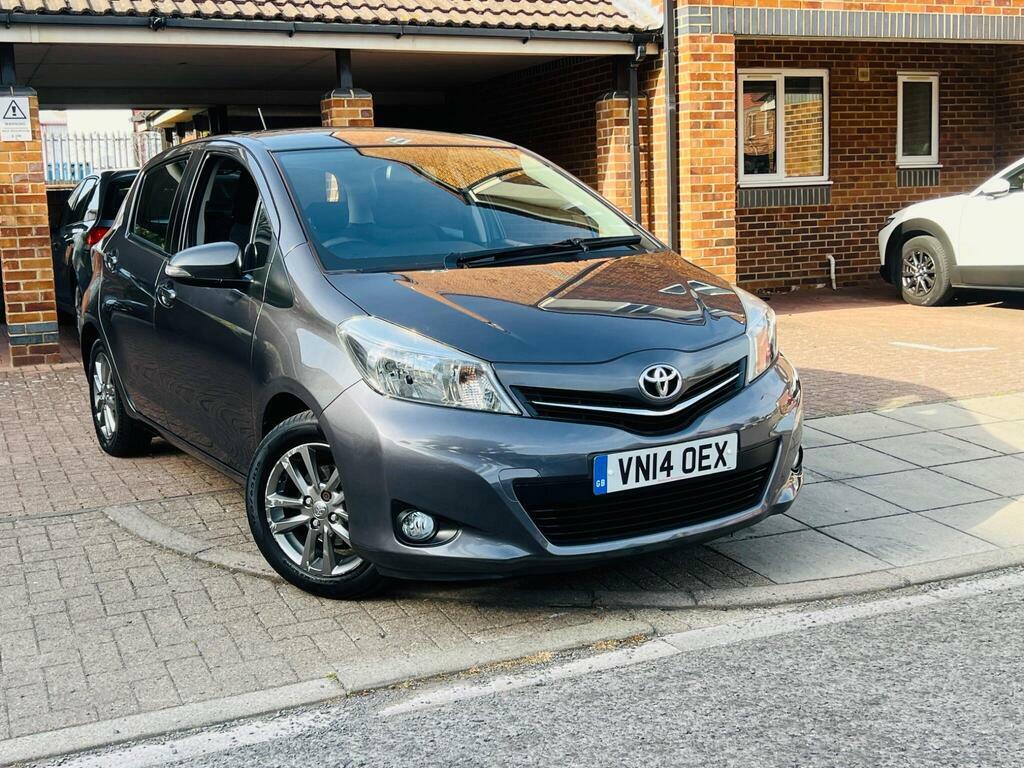 Toyota Yaris 1.33 Dual Vvt-i Icon Plus Multidrive S Euro 5 Grey