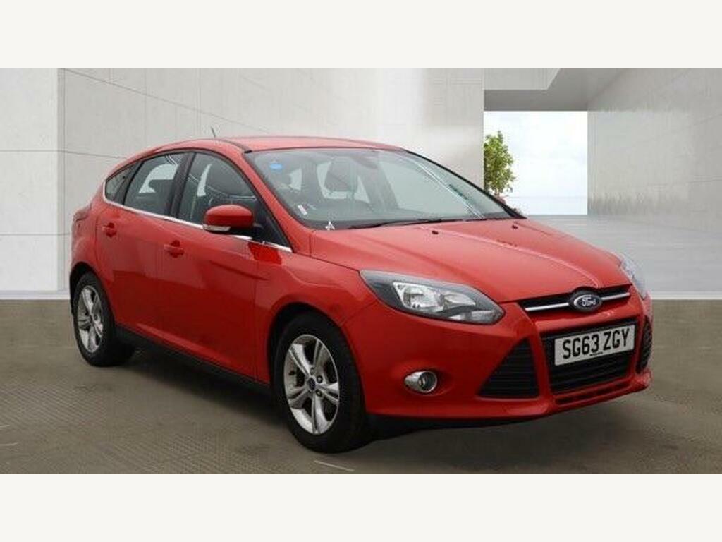 Ford Focus 1.6 Zetec Powershift Euro 5 Red