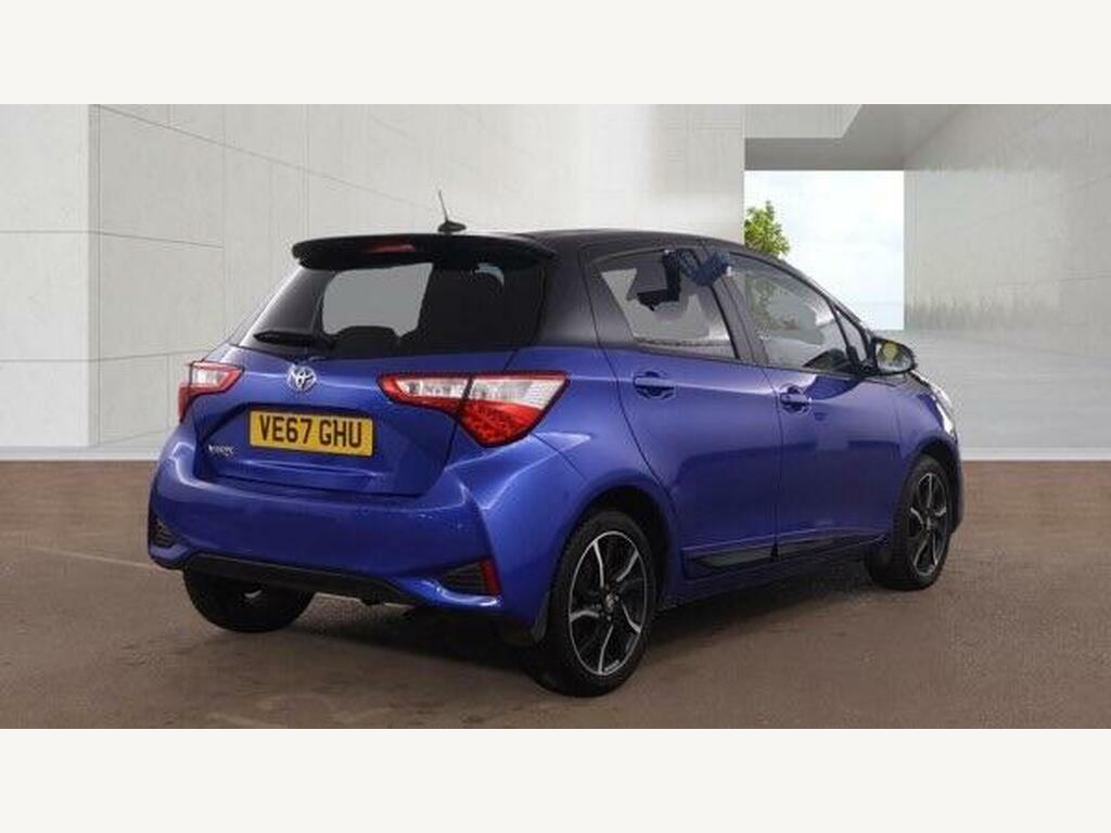 Toyota Yaris 1.5 Vvt-i Blue Bi-tone Euro 6 Blue #4