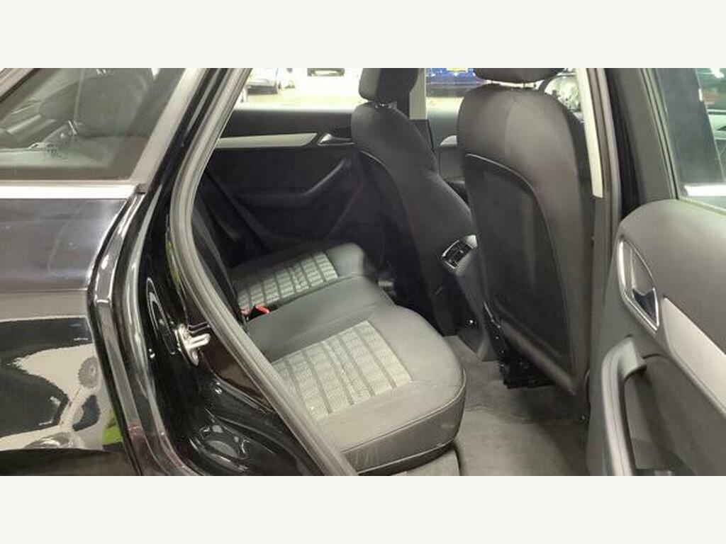 Audi Q3 2.0 Tdi Se Black #10