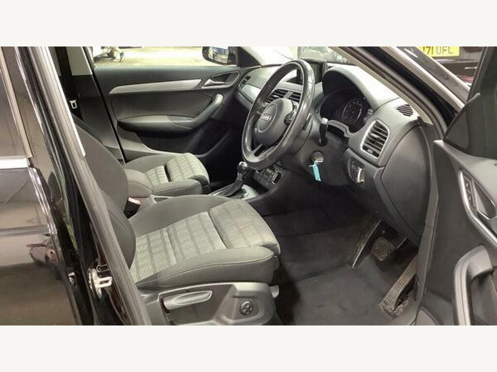 Audi Q3 2.0 Tdi Se Black #11