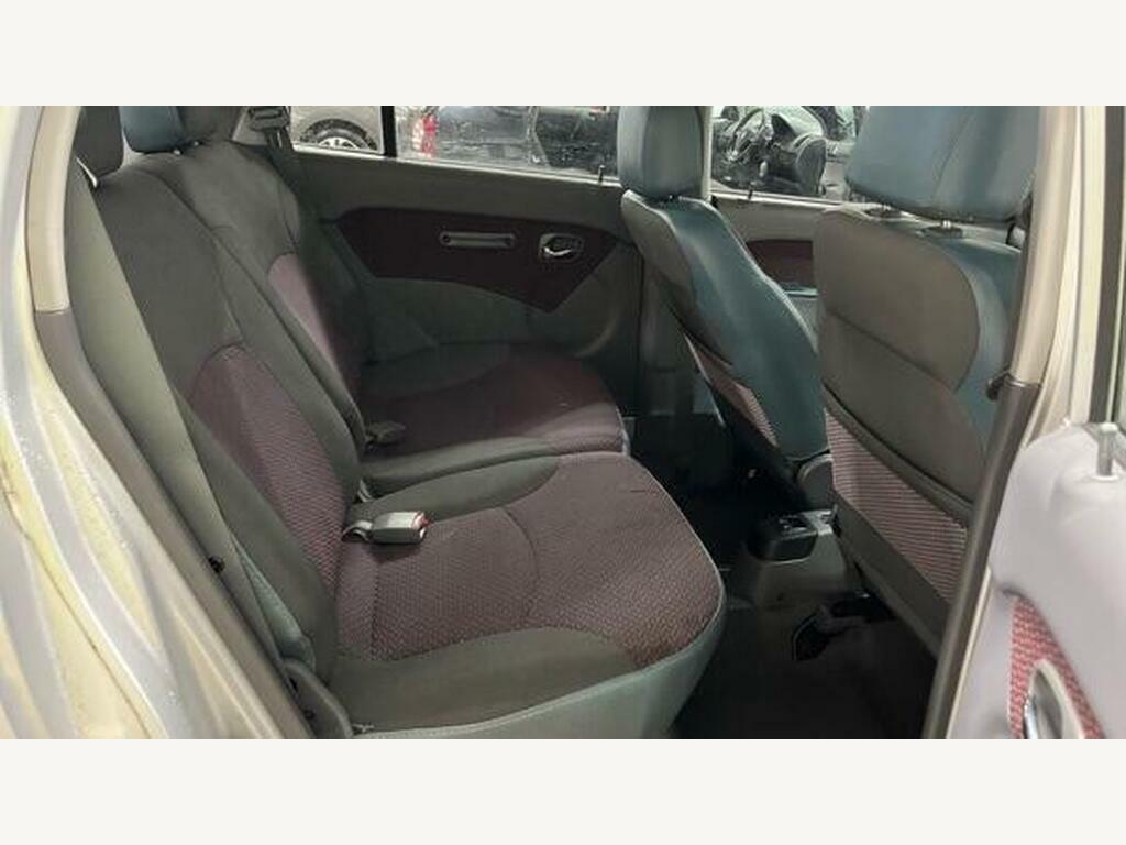 Hyundai Amica Hatchback Silver #9
