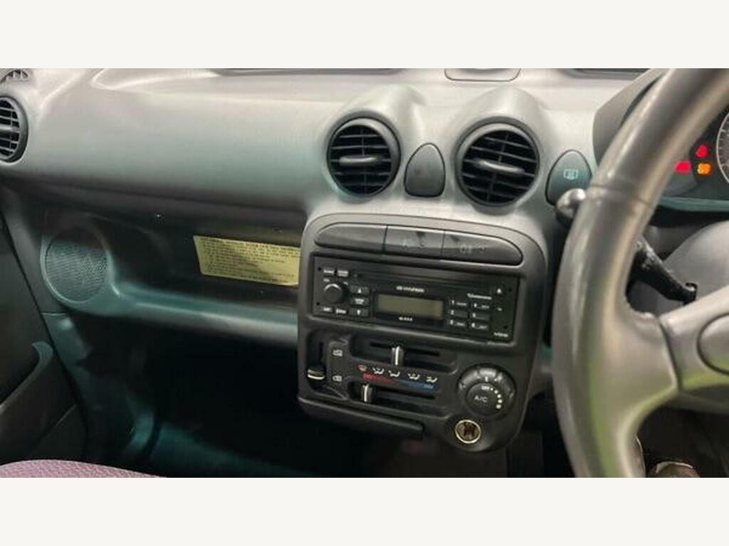 Hyundai Amica Hatchback Silver #12