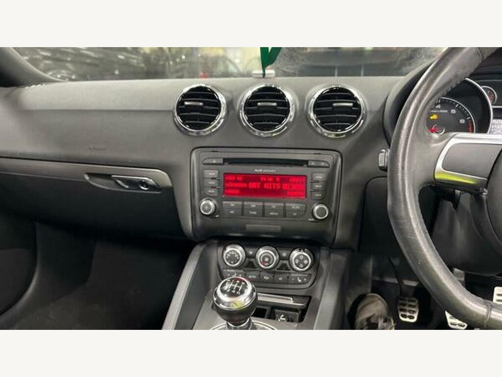 Audi TT 1.8T Fsi 2011 White #9