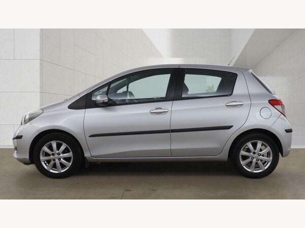 Toyota Yaris 1.33 Dual Vvt-i Tr Multidrive S Euro 5 Silver #6