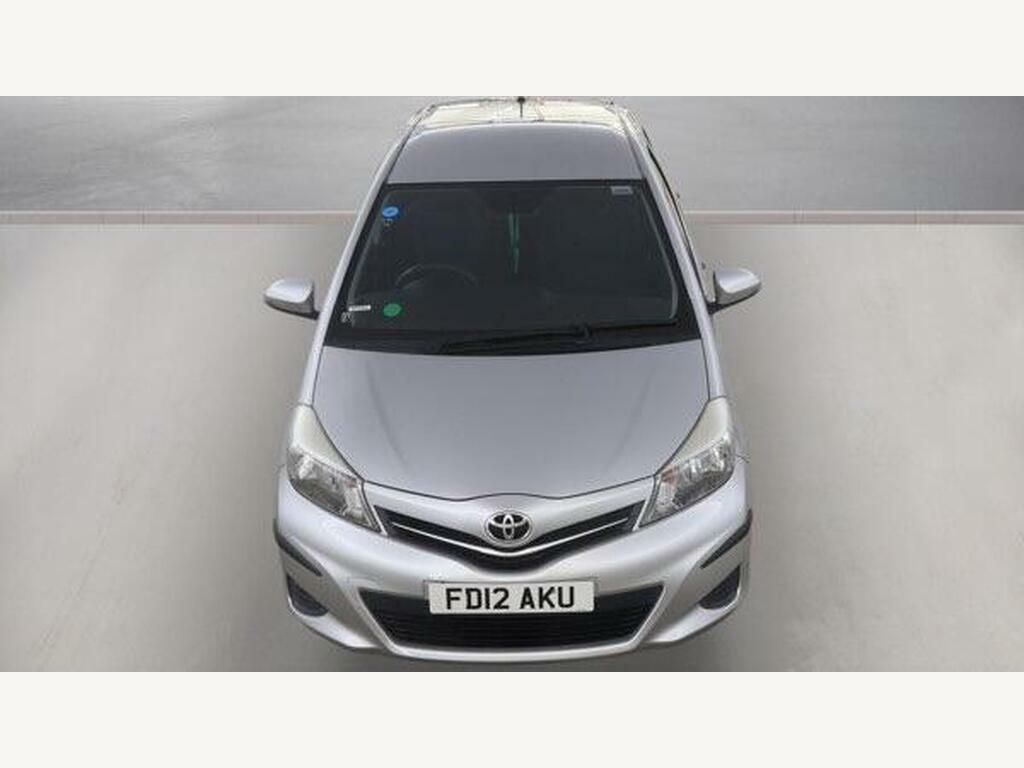 Toyota Yaris 1.3L Automatic, Silver #8