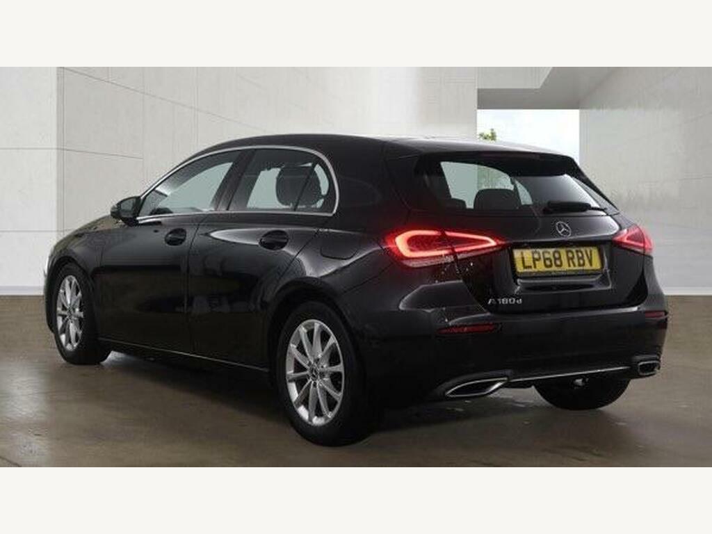 Mercedes-Benz A Class A200 Amg Line Premium Silver #2