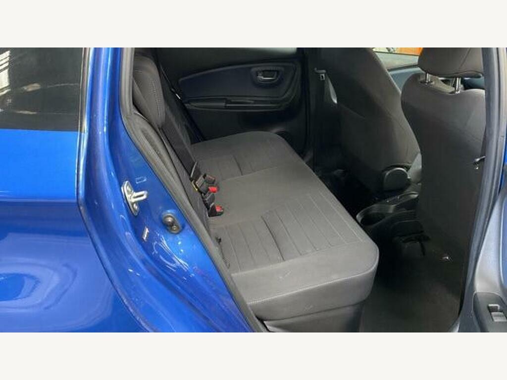 Toyota Yaris Excel Silver #9