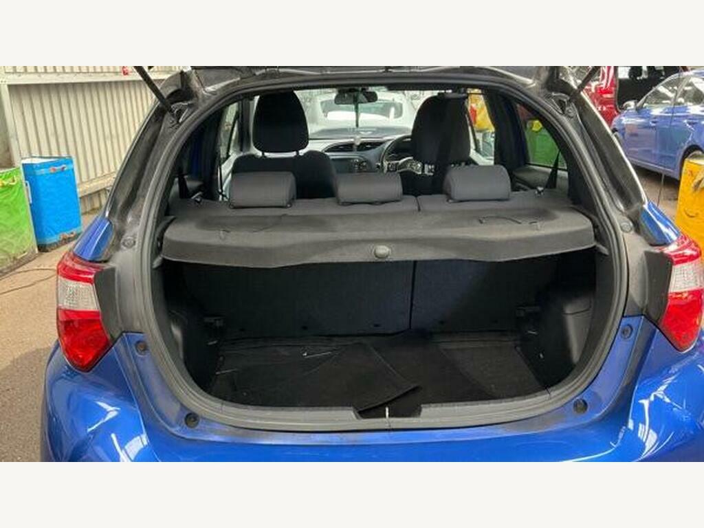 Toyota Yaris Excel Silver #8