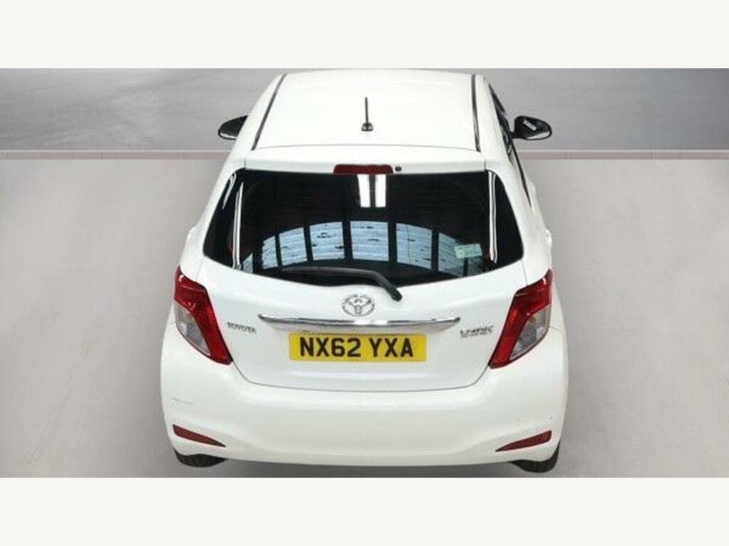 Toyota Yaris 1.33 Dual Vvt-i Tr Multidrive S Euro 5 White #3