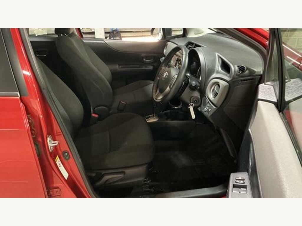 Toyota Yaris 1.4 D-4d Tr Red #9