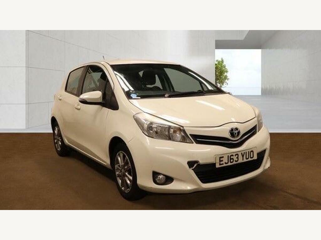 Toyota Yaris 1.33 Dual Vvt-i Icon Plus Multidrive S Euro 5 White