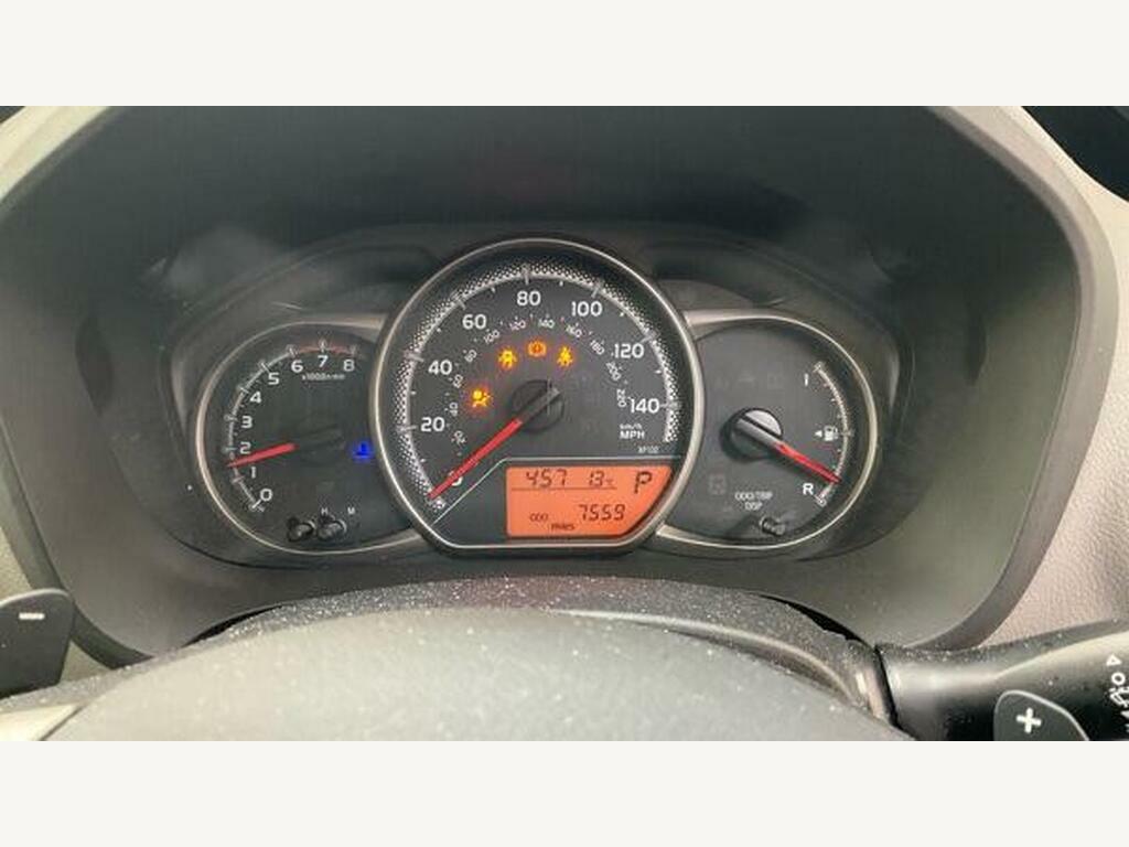 Toyota Yaris Black #11