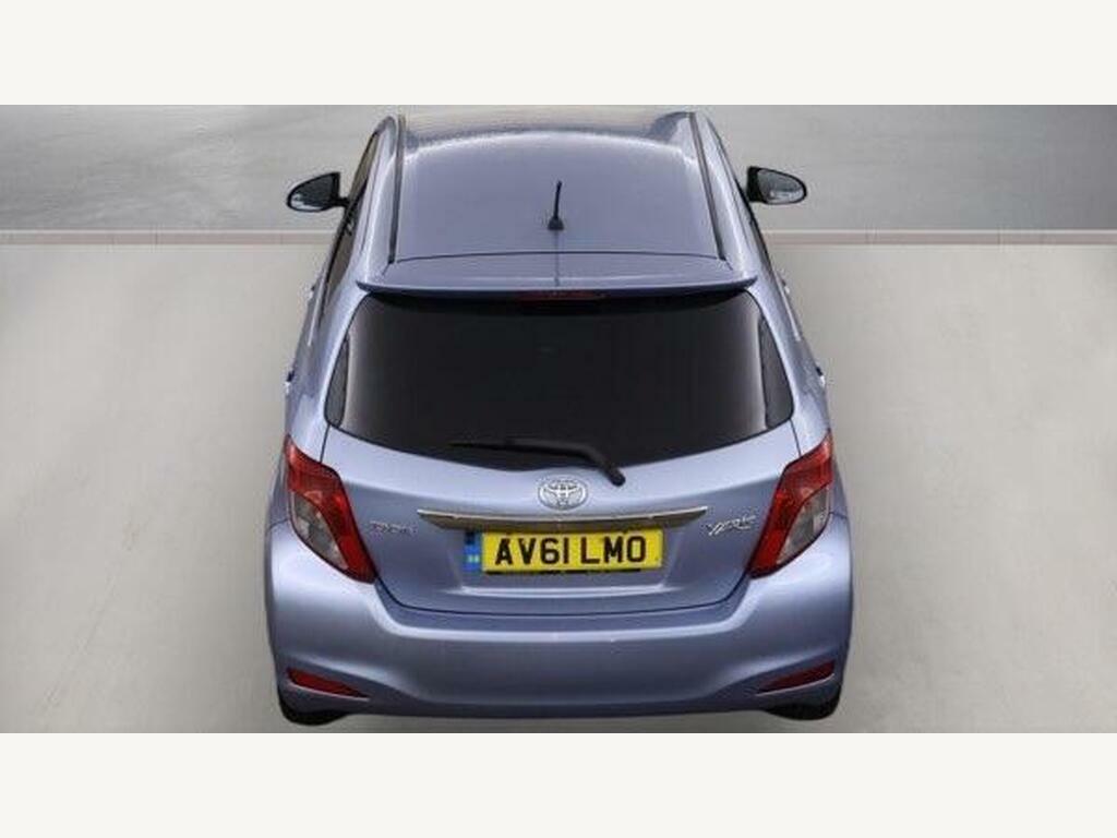 Toyota Yaris Hatchback Grey #8