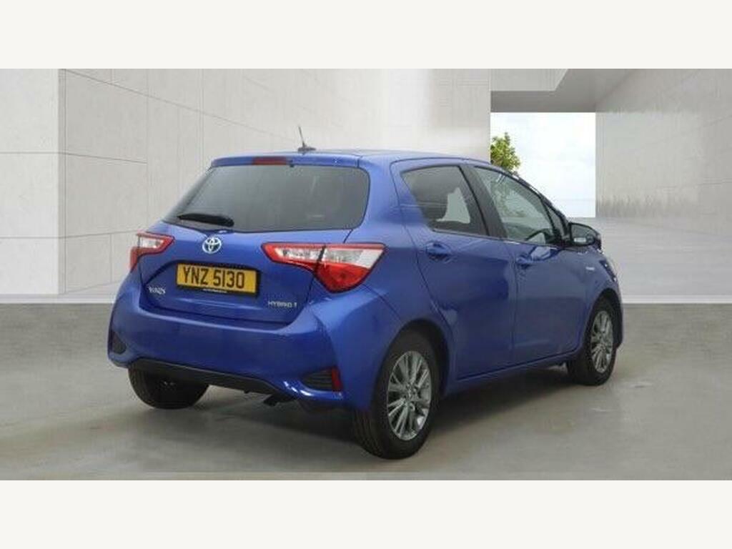 Toyota Yaris Vvt-i Icon Tech Red #4