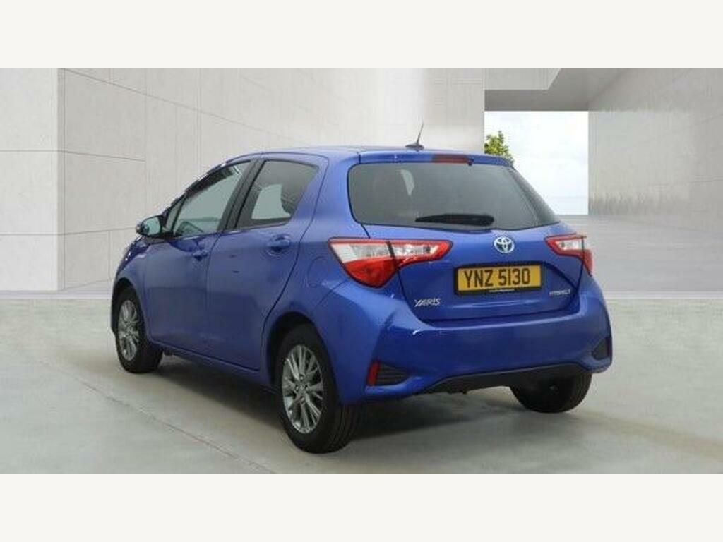 Toyota Yaris Vvt-i Icon Tech Red #3