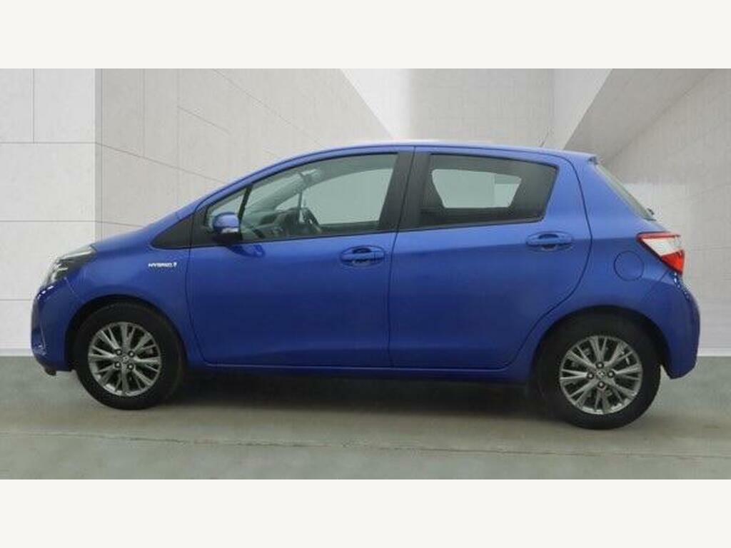 Toyota Yaris Vvt-i Icon Tech Red #6