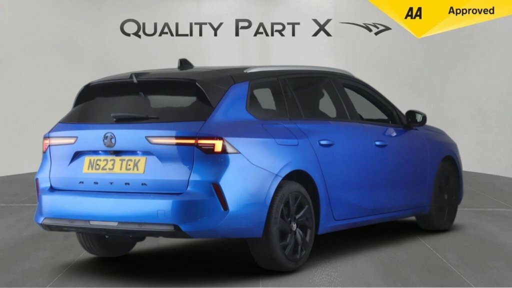 Vauxhall Astra Estate NG23TCK Blue #6