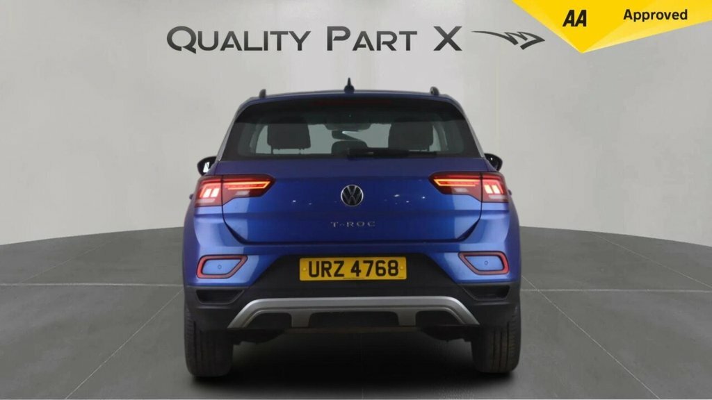 Volkswagen T-Roc Suv URZ4768 Blue #6