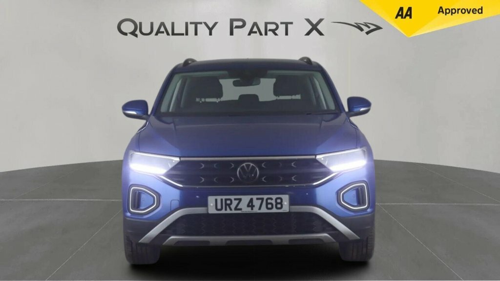 Volkswagen T-Roc Suv URZ4768 Blue #2