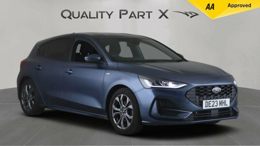 Ford Focus Hatchback Blue