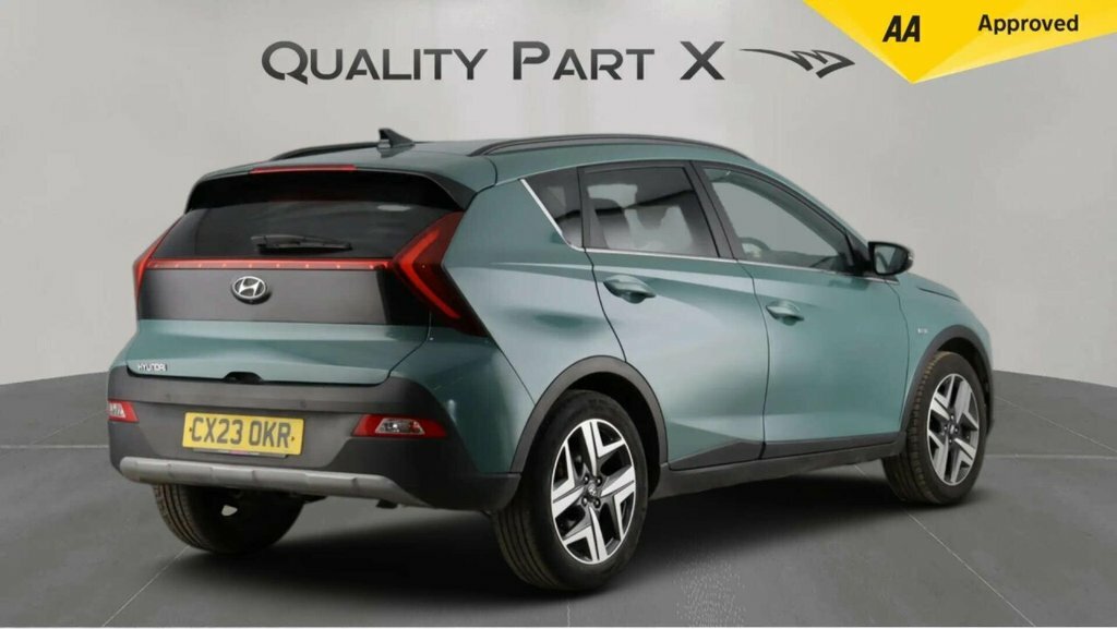 Hyundai Bayon Suv CX23OKR Green #3