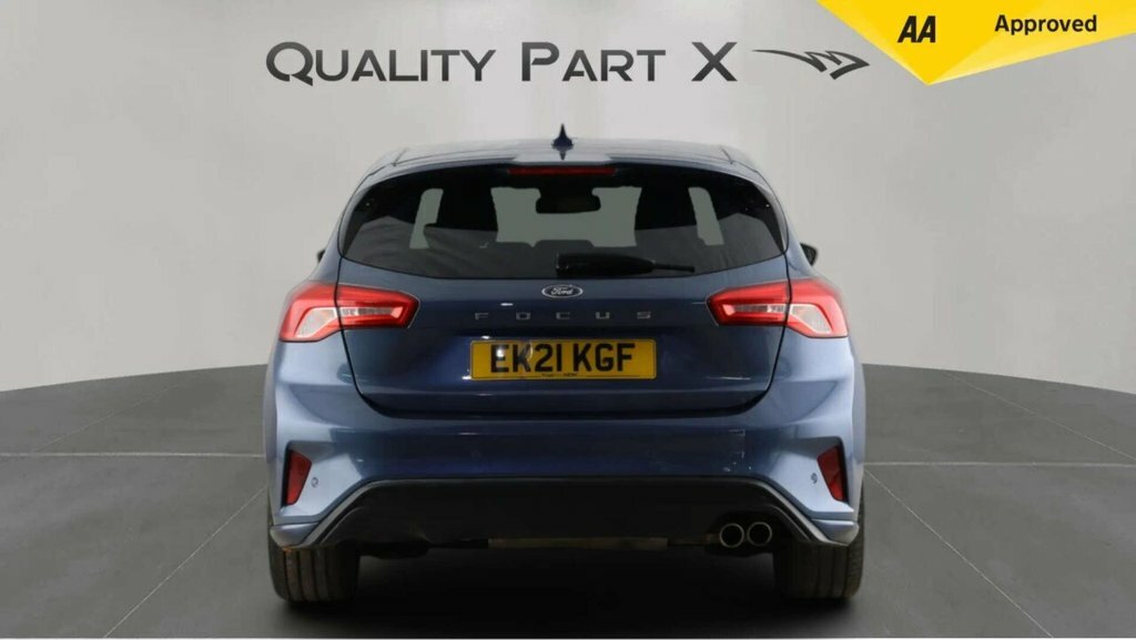 Ford Focus Hatchback EK21KGF Blue #6