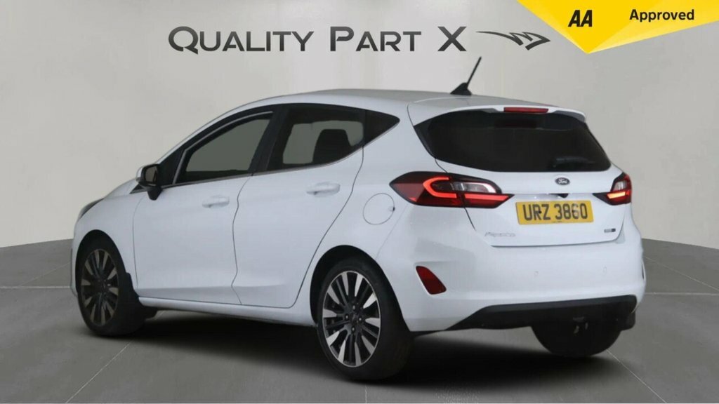 Ford Fiesta Hatchback URZ3860 White #4