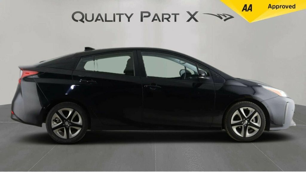 Toyota Prius+ Hatchback Black #4