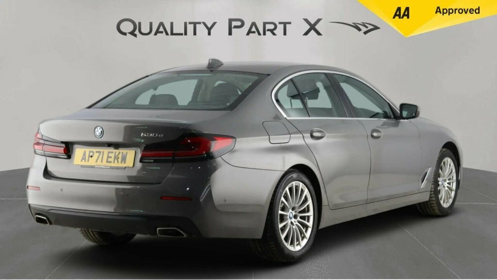 BMW 5 Series Saloon Grey #5