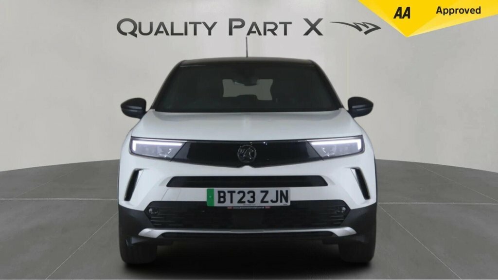 Vauxhall Mokka-e Suv BT23ZJN White #2