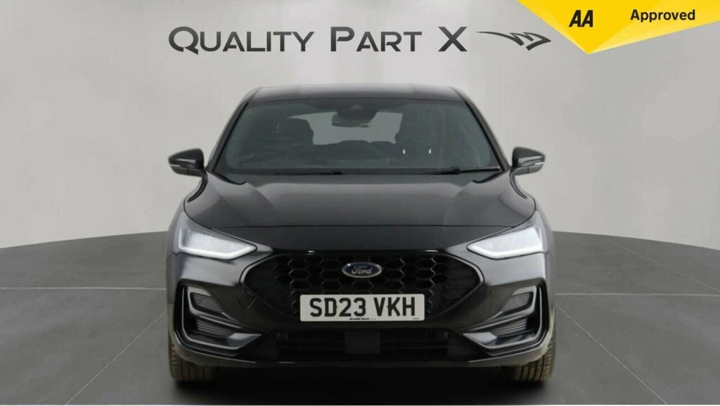 Ford Focus Hatchback SD23VKH Black #2