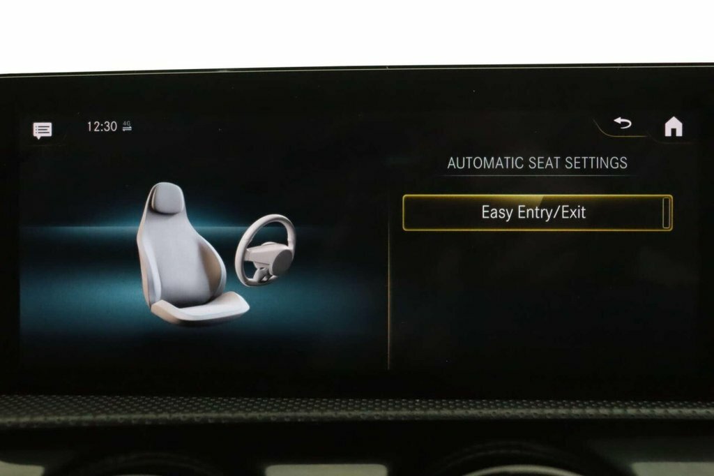 Mercedes-Benz CLA Class Cla 180 Amg Line Tip  #55