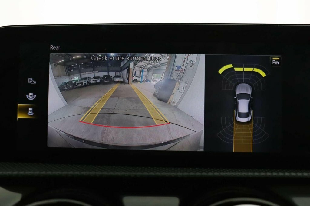 Mercedes-Benz CLA Class Cla 180 Amg Line Tip  #61
