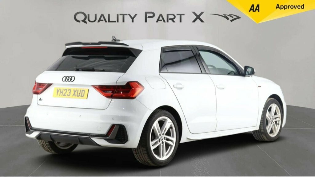 Audi A1 Hatchback YH23XUD White #4