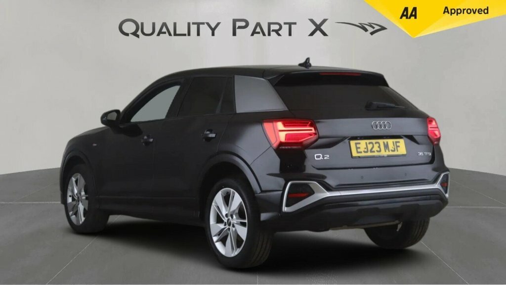 Audi Q2 Suv EJ23MJF Black #4