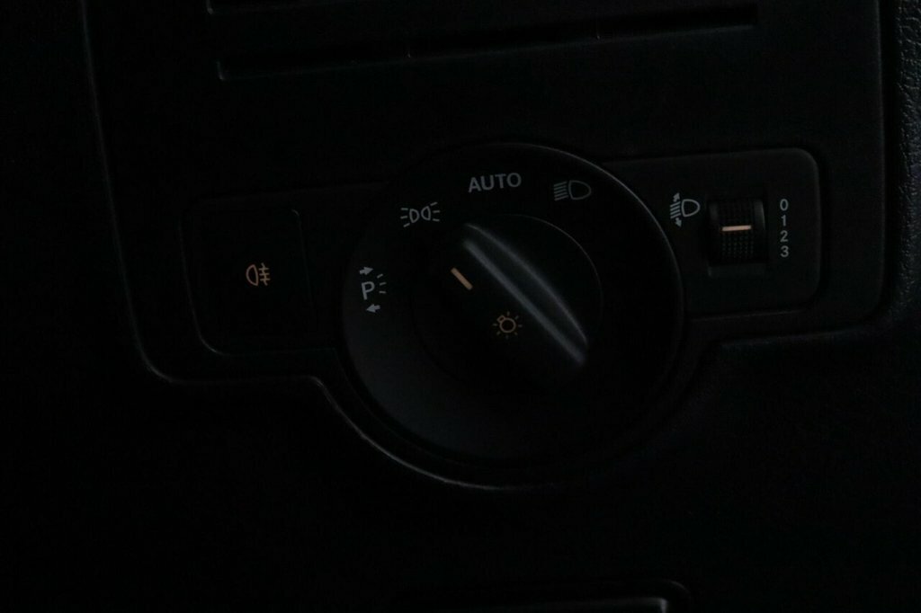 Mercedes-Benz eVito Evito Pure 114 Bhp L2 Lwb Panel Van Ele White #15