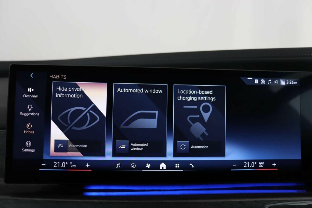 BMW i7 Saloon Black #79