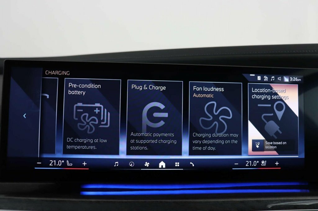BMW i7 Saloon Black #83