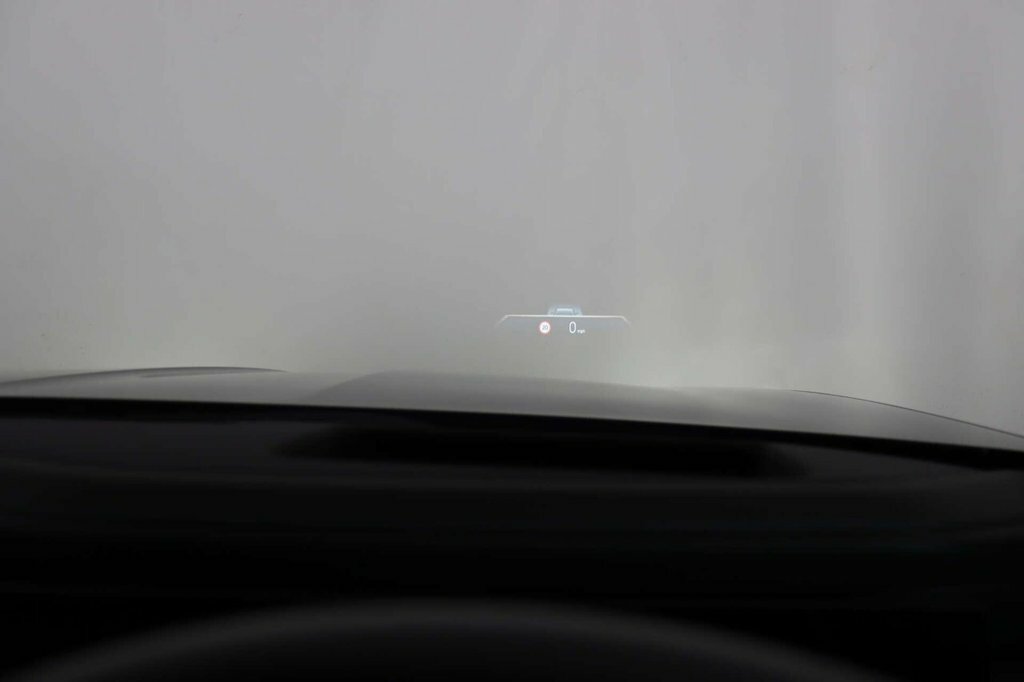 BMW i7 Saloon Black #45